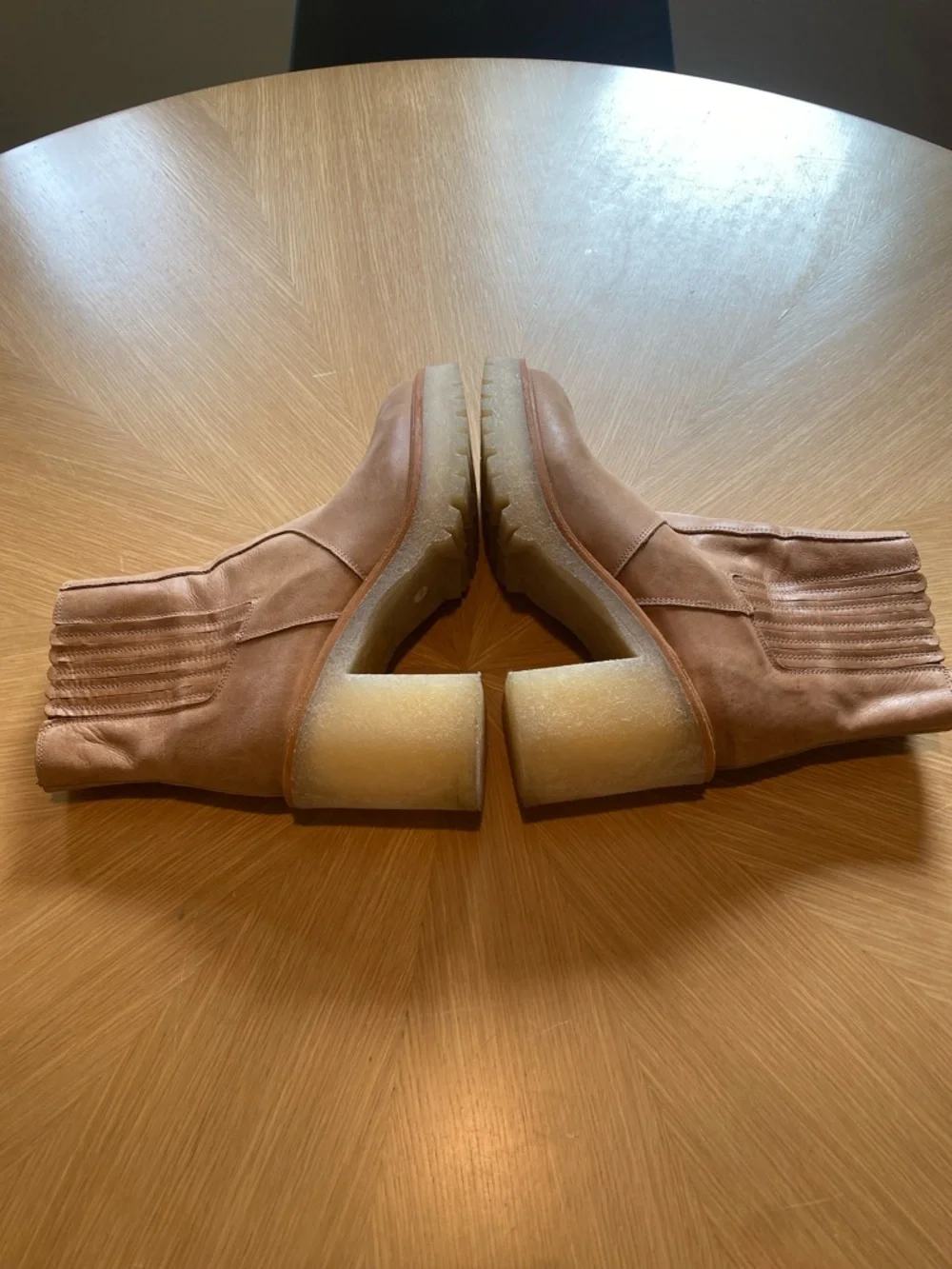 Free People James Chelsea Boots - Picture 7 of 8